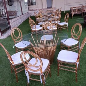 تأجير كراسي وطاولات لمناسبة في الكويت بتنسيق راقٍ
